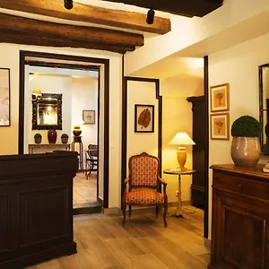 2* Otel Du Cygne